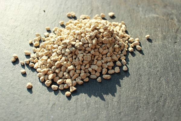 博拉石特性及運用 綠生活實業有限公司